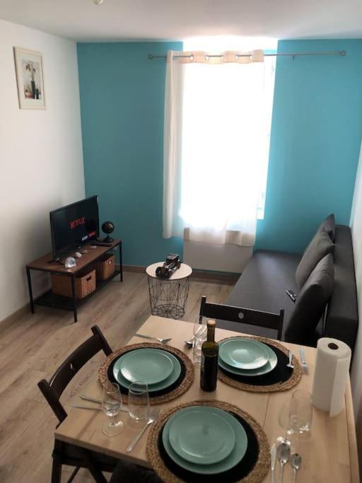 Superbe Appartement Meuble Refait A Neuf Tricastin بييرُلات المظهر الخارجي الصورة